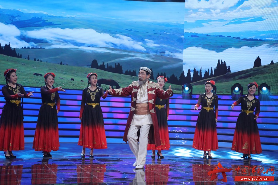 唱响军歌并讲述军歌背后的故事,讲述军歌背后的故事