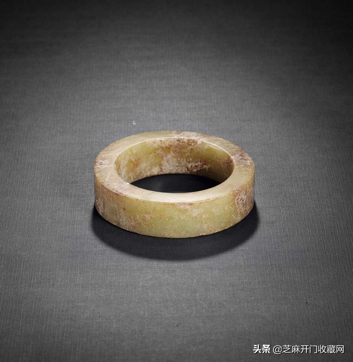 古玉黄玉上带朱砂是什么年代,古玉中的黄玉都是籽料吗