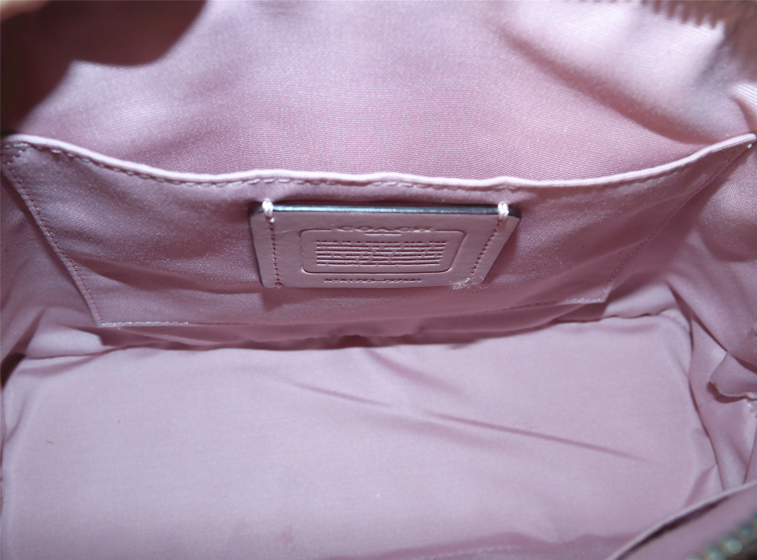 coach蔻驰贝壳包的尺寸,coach包包奥莱款蔻驰