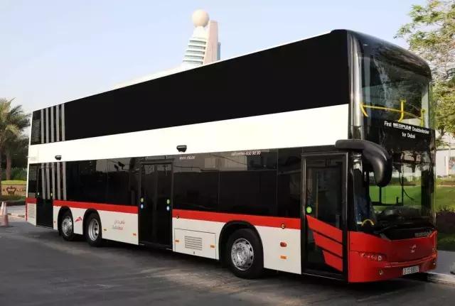 迪拜捡垃圾致富是真的吗,迪拜捡垃圾月入百万