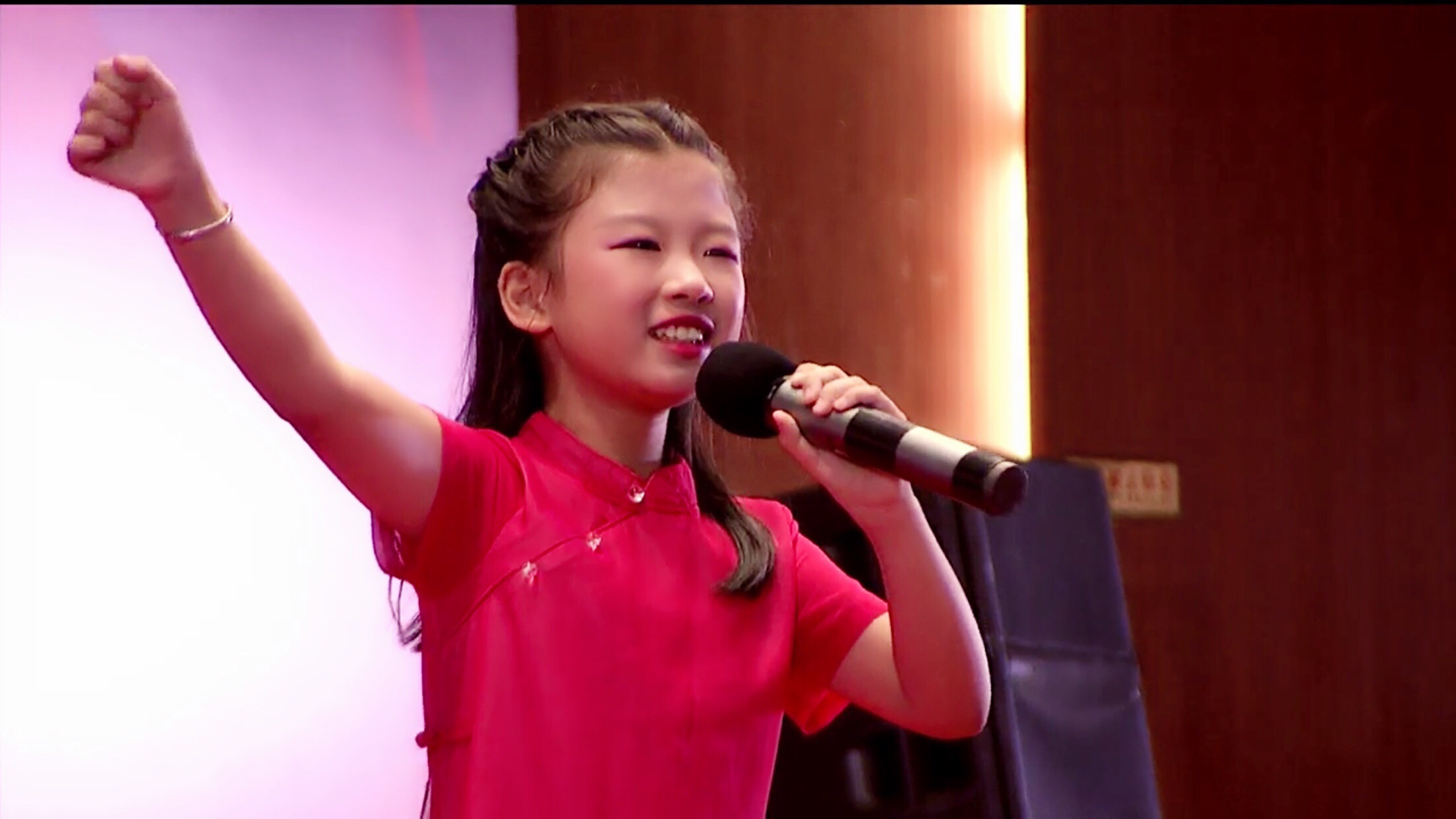 说话时如何正确发声可避免嗓子痛,嗓子发声方法和技巧