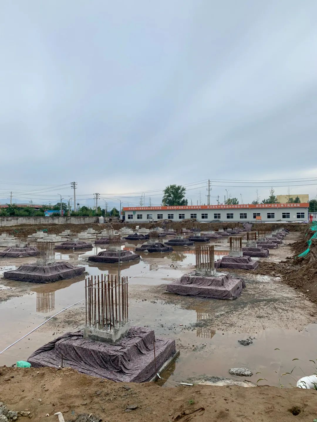 *疆新**农产品电商出疆，首选这里“中转”