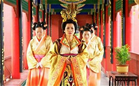 武则天为何怕韦后,武则天退位后怎么对付韦后的