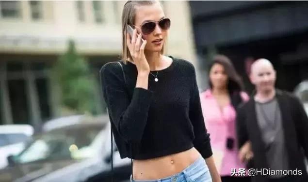 适合女生戴的毛衣链,毛衣链高级感叠戴