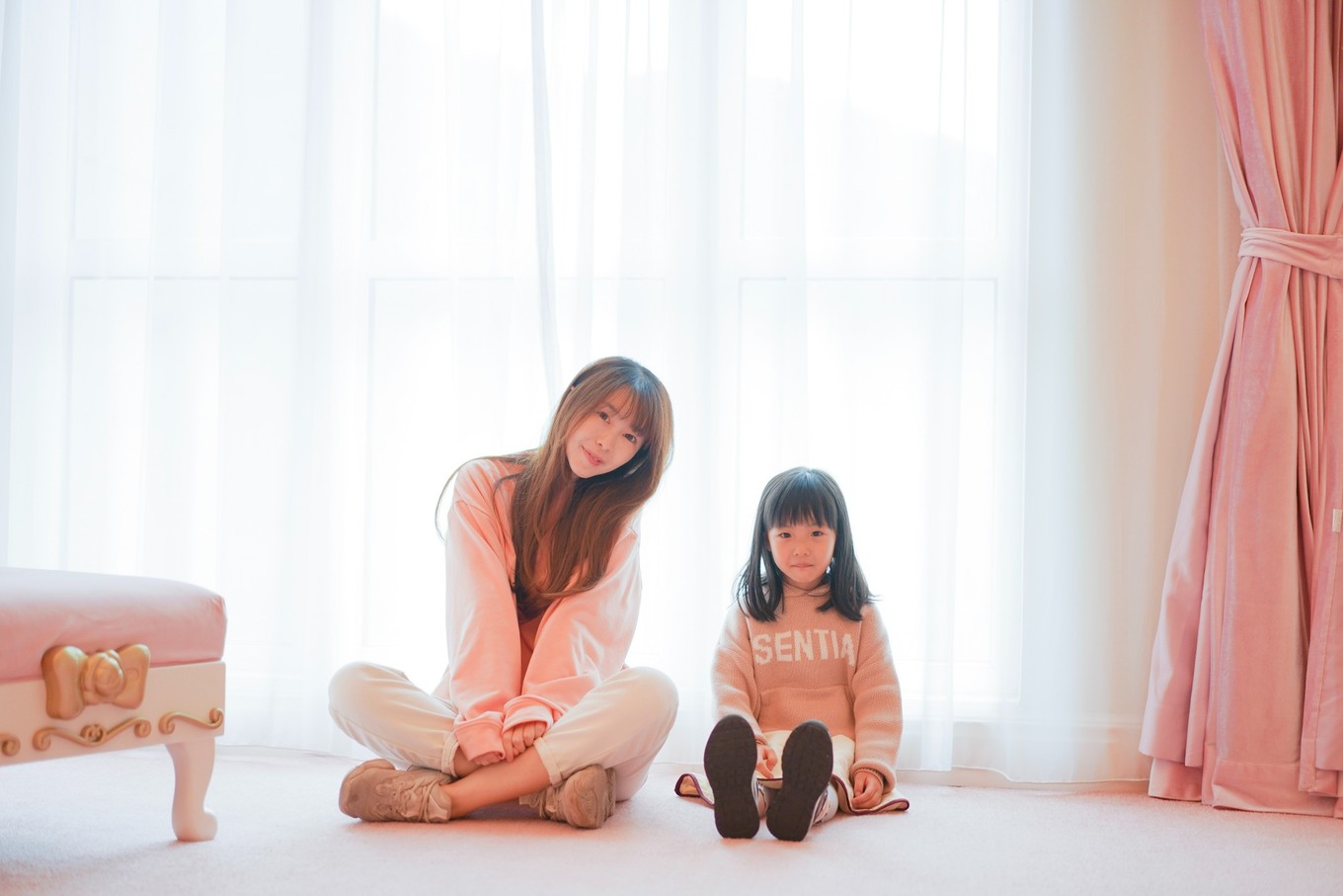 hellokitty邀请函,hellokitty的邀请函