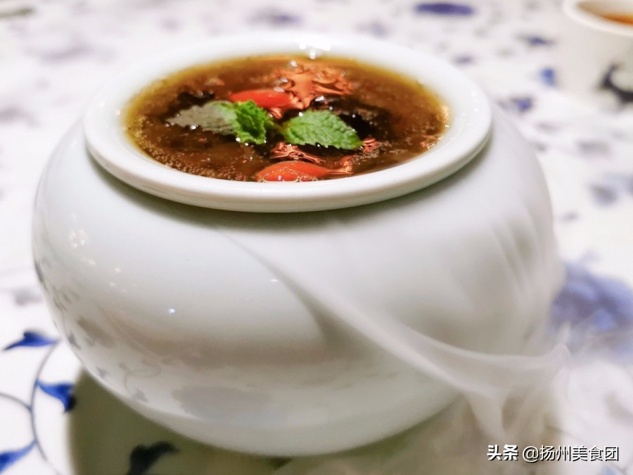 扬州哪家店夜里2点排队吃早茶,扬州哪个早茶店排队少