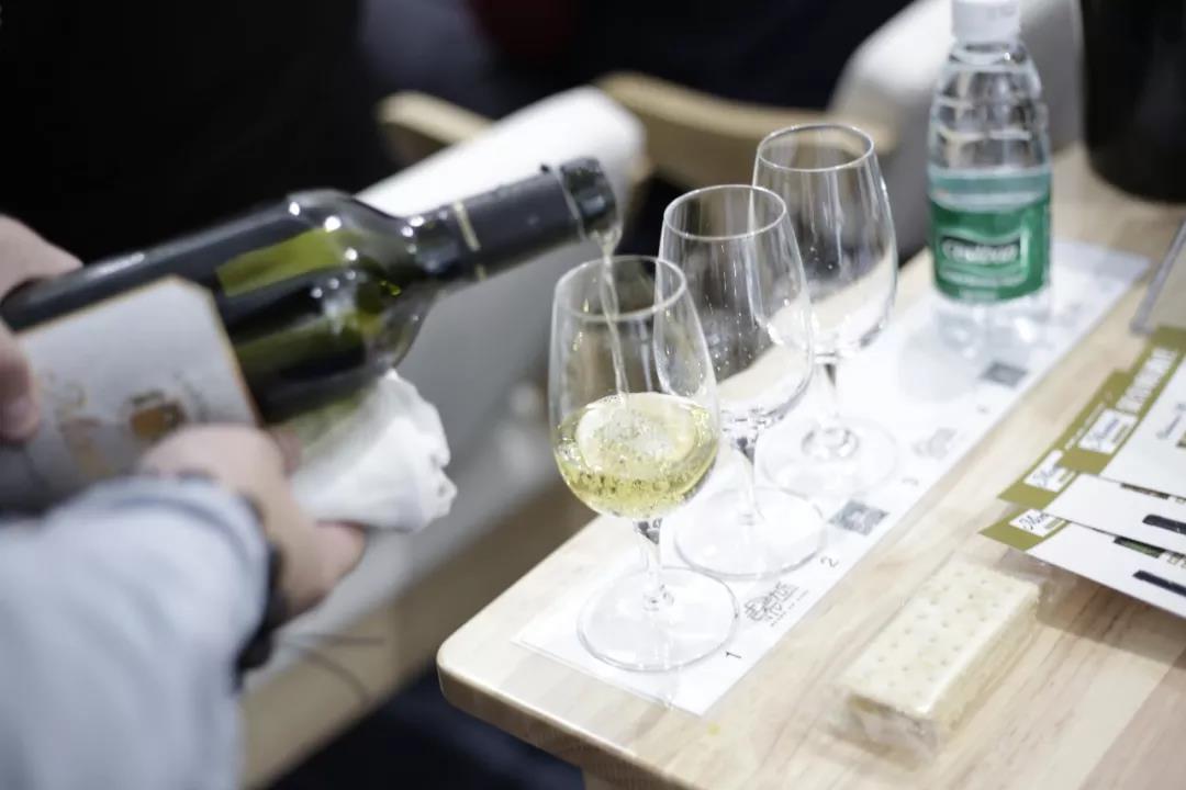 葡萄酒加盟店经营模式,葡萄酒专卖店经营模式