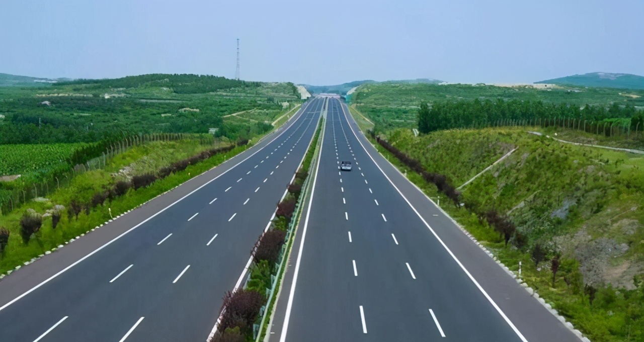 云南单公里造价最高的高速,云南在建的高速公路