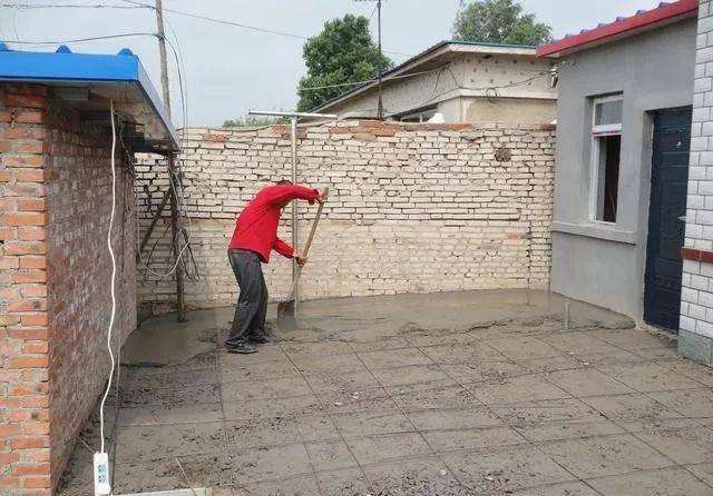 屋顶什么瓦片最耐用,屋顶瓦片好还是彩钢顶好