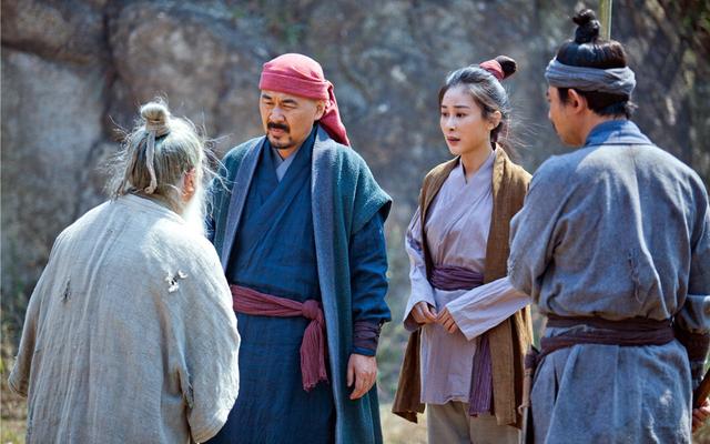 穿衣没腰线,穿衣凸显不出腰线