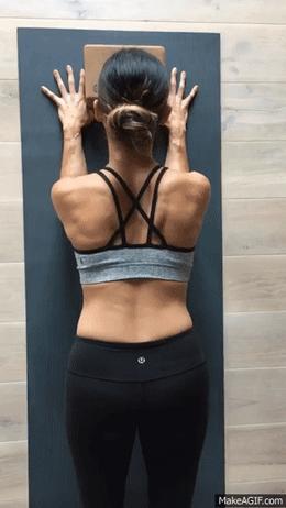 神奇的“倒立”动作，每天5分钟，PP变翘，小肚子平了！值得收藏