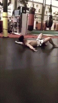 搞笑gif你这笑容迷倒我了,搞笑gif给我带来的无限的欢乐