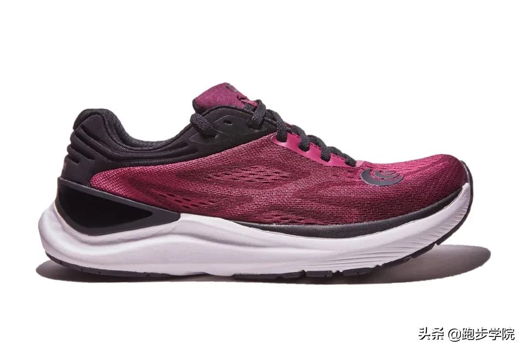 跑步者必穿的十双跑鞋,跑步和通勤都可以穿的跑鞋测评