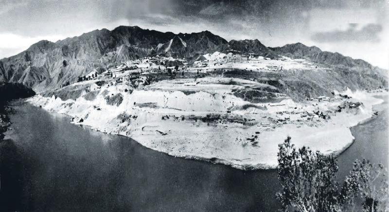 从“烂泥田”到央企大匠责任担当中建三局的前世今生