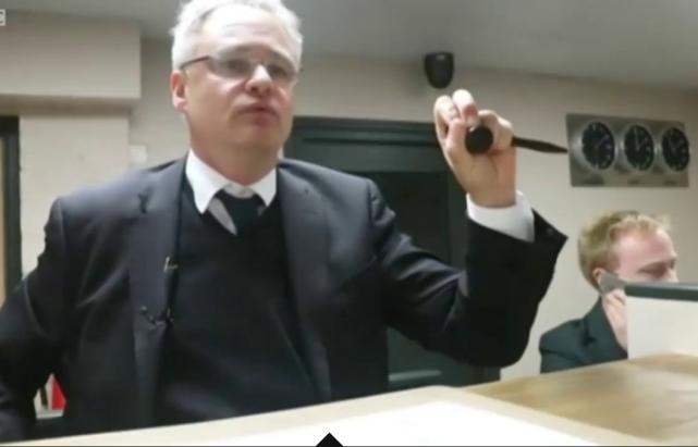 英国女子花90元买到一个中国明朝水滴器，转手卖出46万的高价