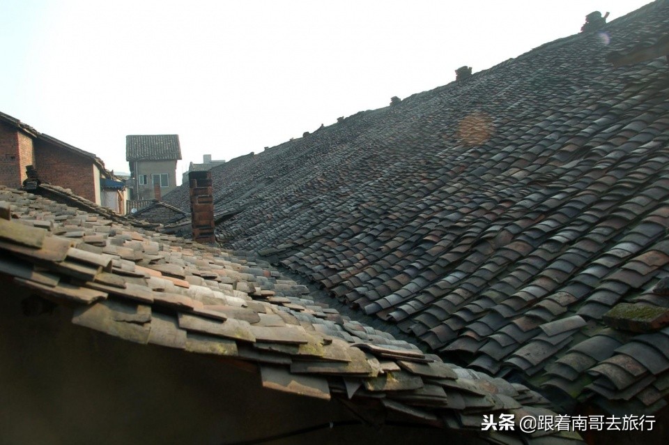 诺亚方舟古镇全景,诺亚方舟古镇