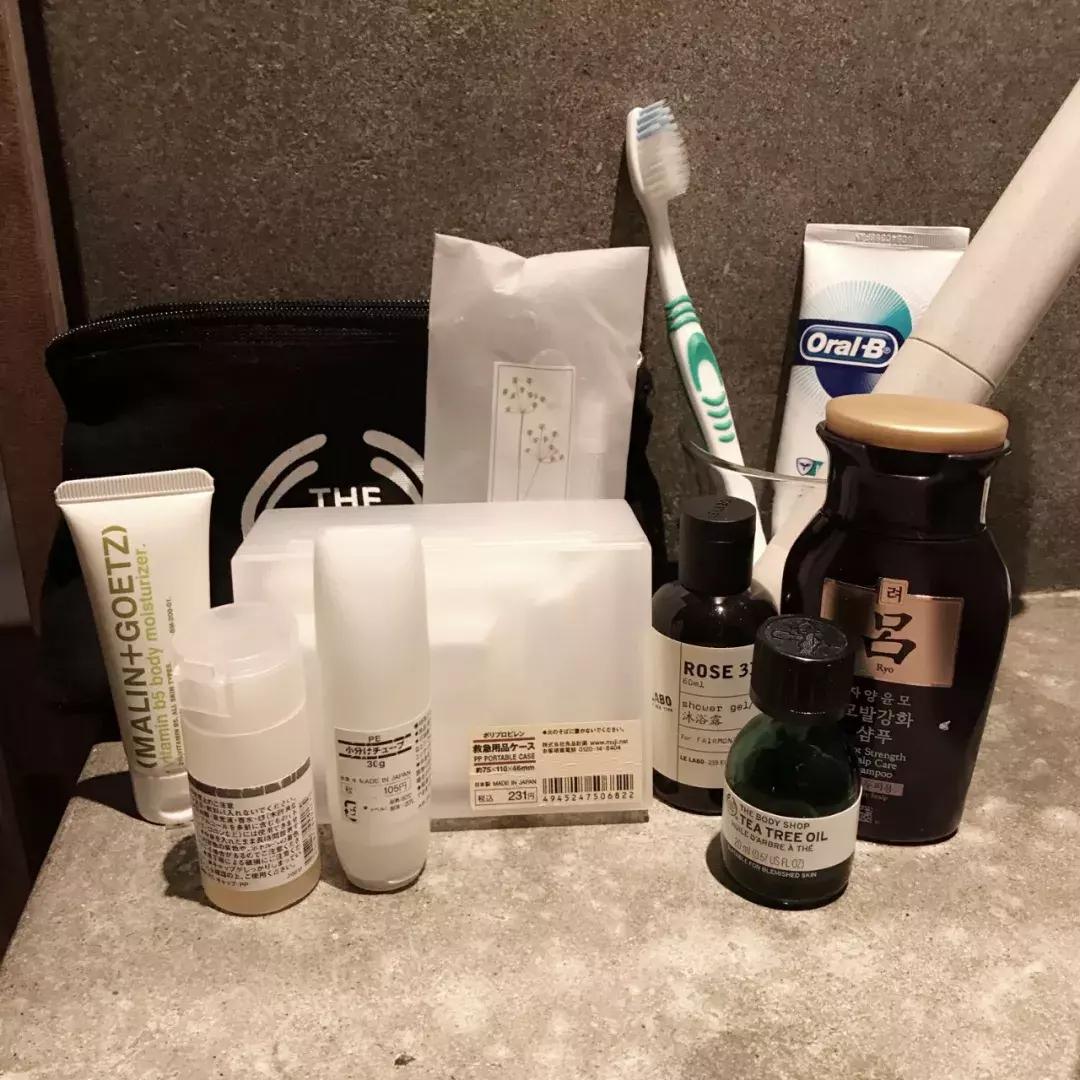 突击检查包里都装什么,突击检查化妆品包包