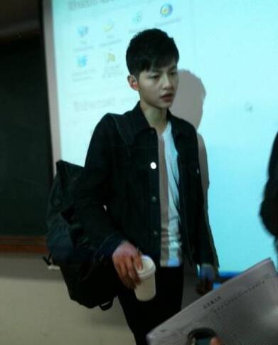 是时候把宋仲基还给我了！深扒宋仲基，顶级学府学霸校草