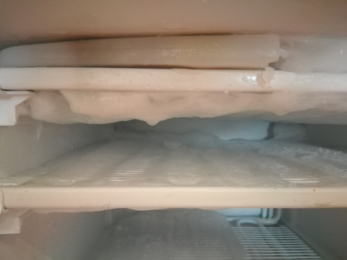 冰箱结冰断电除冰后不制冷,冰箱除冰后冷藏室也结冰怎么回事