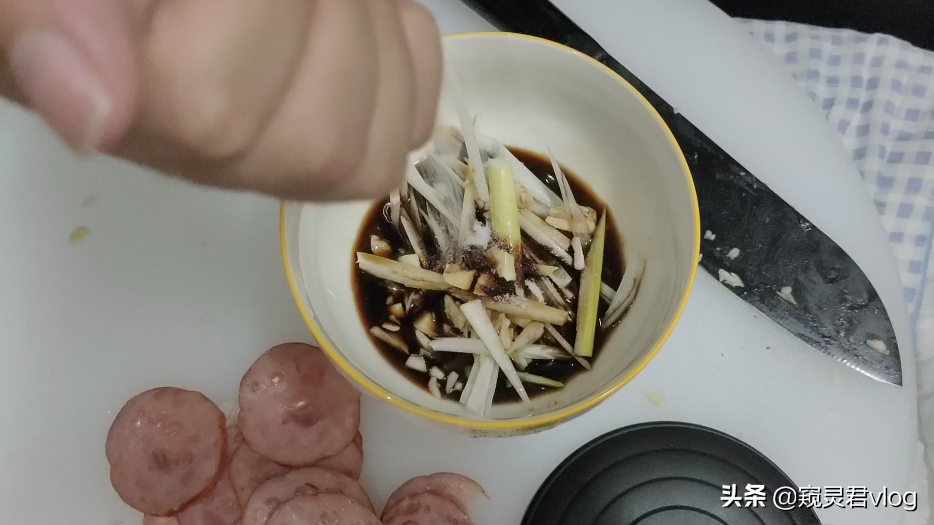 超下饭的凉拌火腿,凉拌素火腿最简单的做法