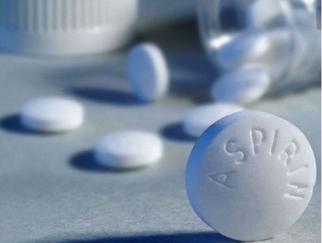 阿司匹林引起的胃部不适怎么缓解,服用阿司匹林2个月会伤胃吗