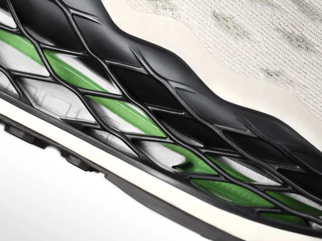 穿什么跑鞋适合跑马拉松,nb哪几款跑鞋适合扁平足