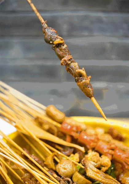 18平小店月销1800万营销方案,18平服装店一年收入