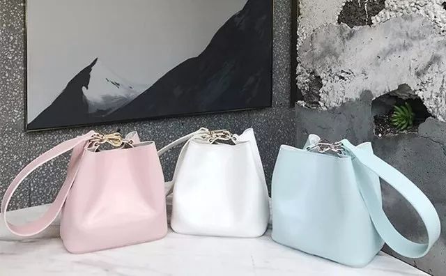 平价包包实体店推荐,包装不错的小众包包店