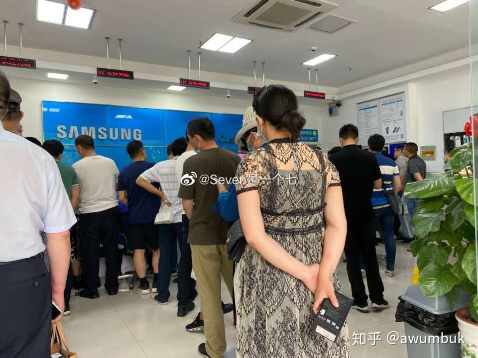 三星手机经常死机系统出问题吗,三星手机系统卡死崩溃