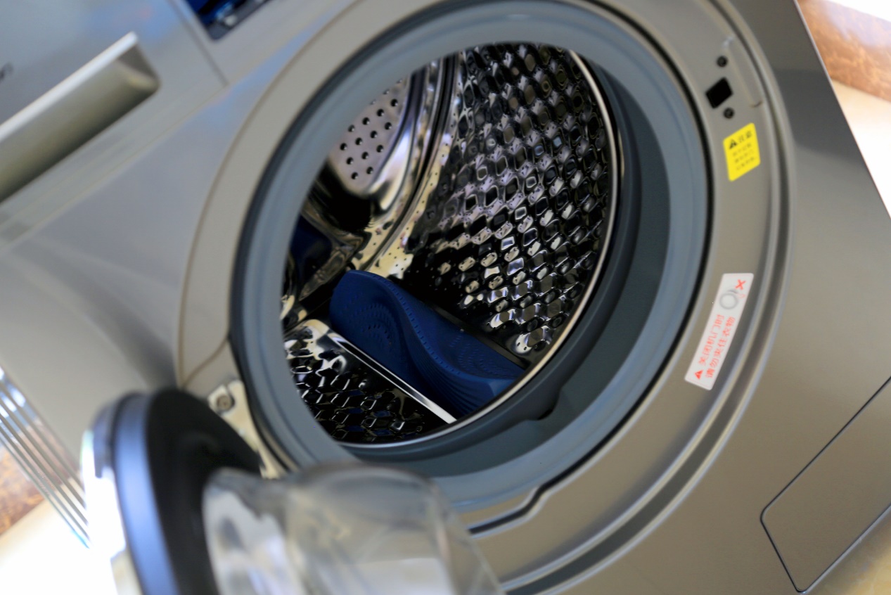 小天鹅水魔方冷水洗洗衣机怎么样,td100q61y小天鹅水魔方滚筒洗衣机