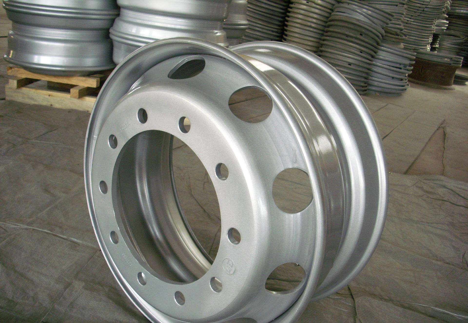 大货车的轮毂为什么前凸后凹,为什么货车轮毂前后不一样