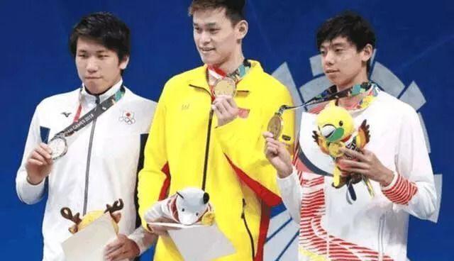 孙杨361领奖视频完整版,孙杨和361签约是真的吗