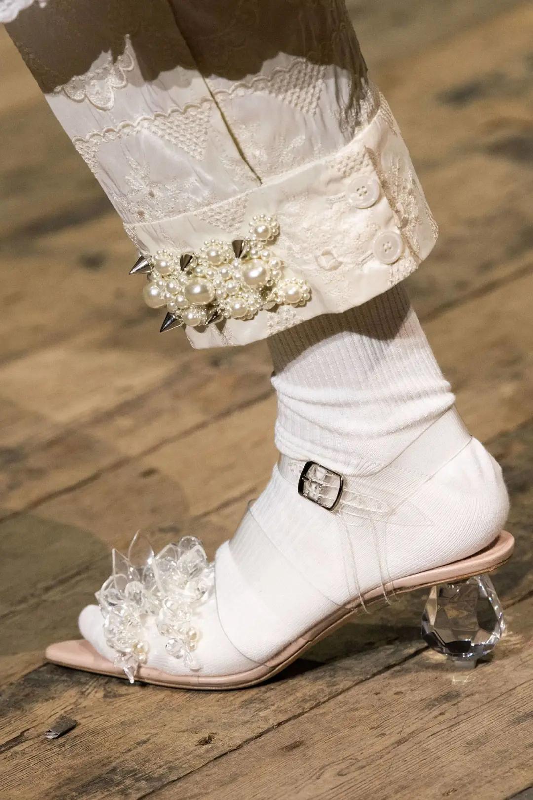 凉鞋危险,凉鞋的缺点