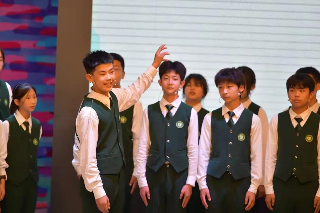 左手国学，右手英语，中杉学校真不一般