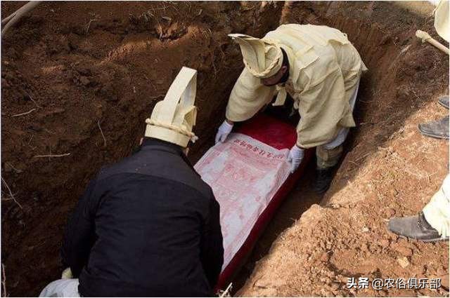 俗语雨打棺雨打坟,关于雨打棺的说法