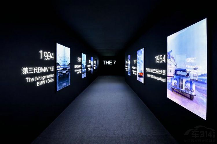 奔驰S级的恐惧！试驾新款宝马7系这才是旗舰该有的模样