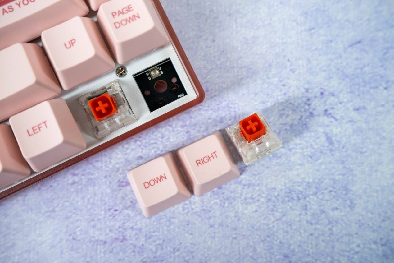 款款优秀，组合起来吃鸡更轻松，机械师游戏套装体验