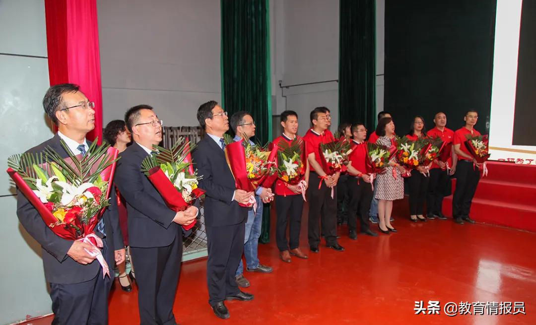 启航开幕,启航学校毕业典礼