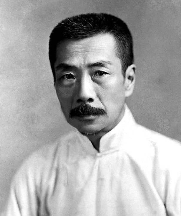 余秋雨文化苦旅新版目录,文化苦旅余秋雨为何改版这么多