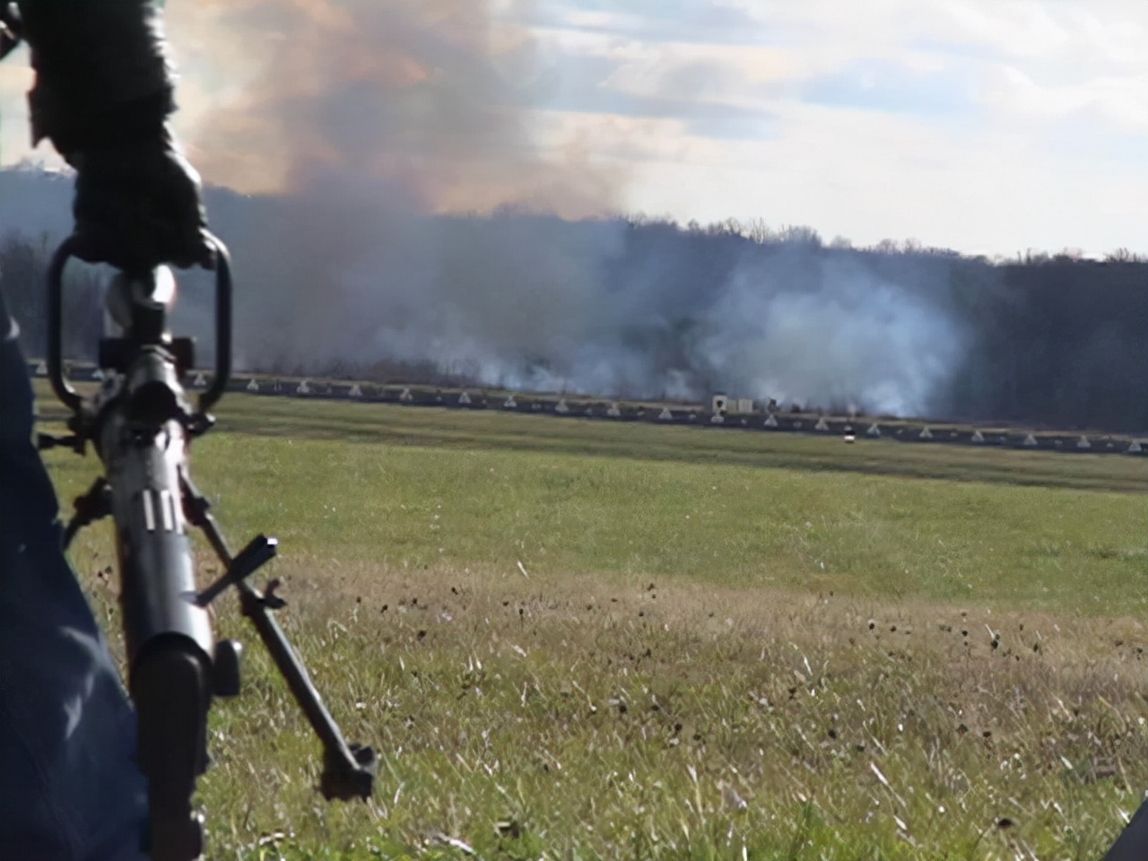 南非20mm口径狙击步枪,南非r3突击步枪