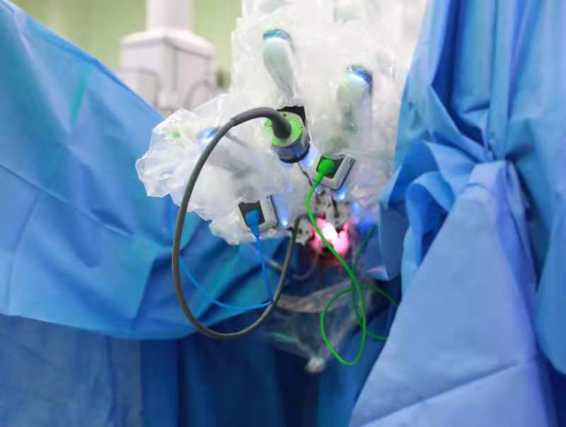 四川首例！市妇女儿童中心医院妇科团队成功开展经阴道单孔,V-NOTES达芬奇机器人全子宫+双侧输卵管切除术