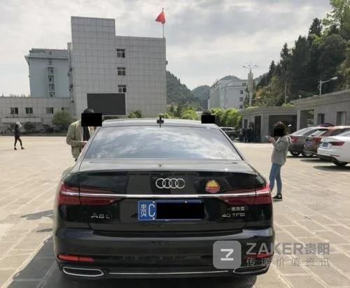 奥迪4s店把车撞了怎么赔偿,4s店30多万奥迪车被撞后续