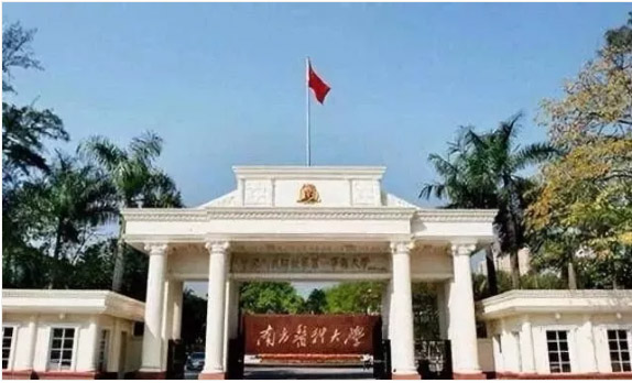 八一建军节回顾解放军发展历程,陆军军医大学历史沿革