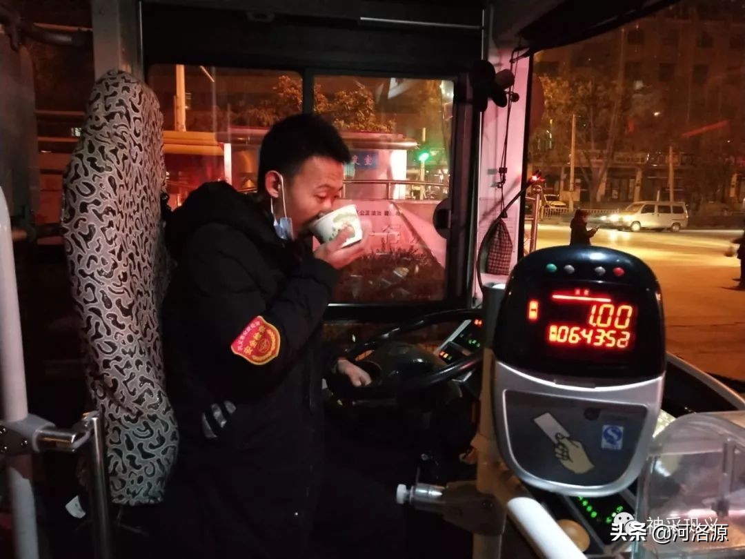 今天腊八节，快来巩义这些地方免费喝腊八粥啦！要赶早哦！