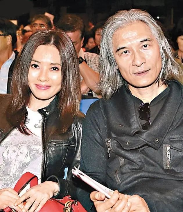 李丽珍历任男友大盘点,蜜桃女孩李丽珍男朋友