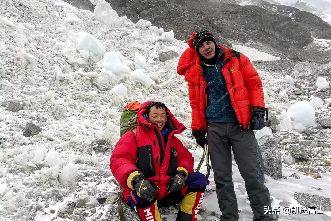 那一年，他们滑坠到人生的谷底：两名登山者和两部电影