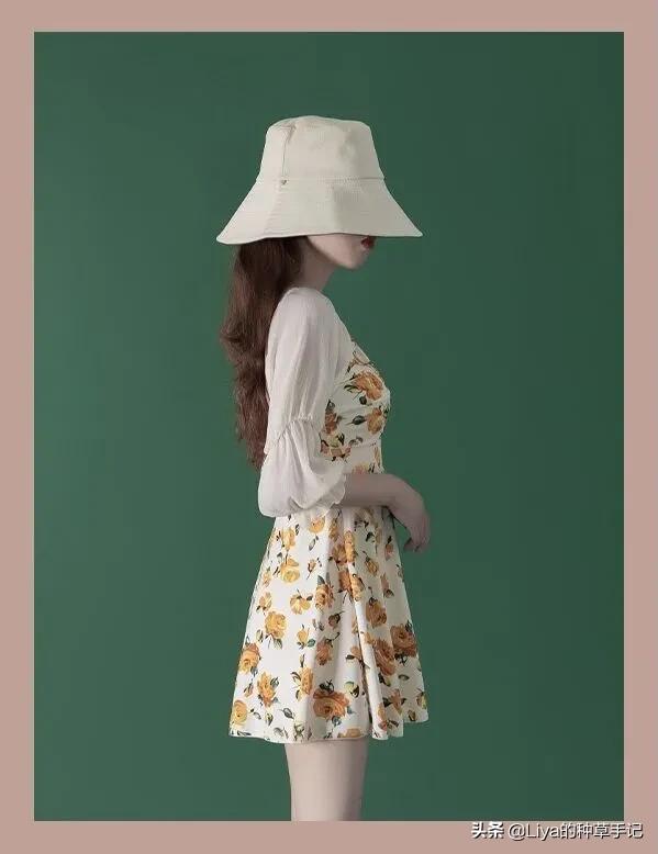 什么样的泳衣穿起来好看有高级感,最好看的女性高级感泳衣分体