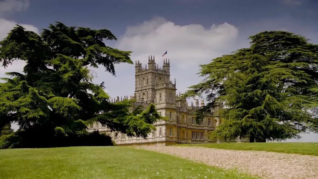 《唐顿庄园》告诉你，什么是真正的贵族生活