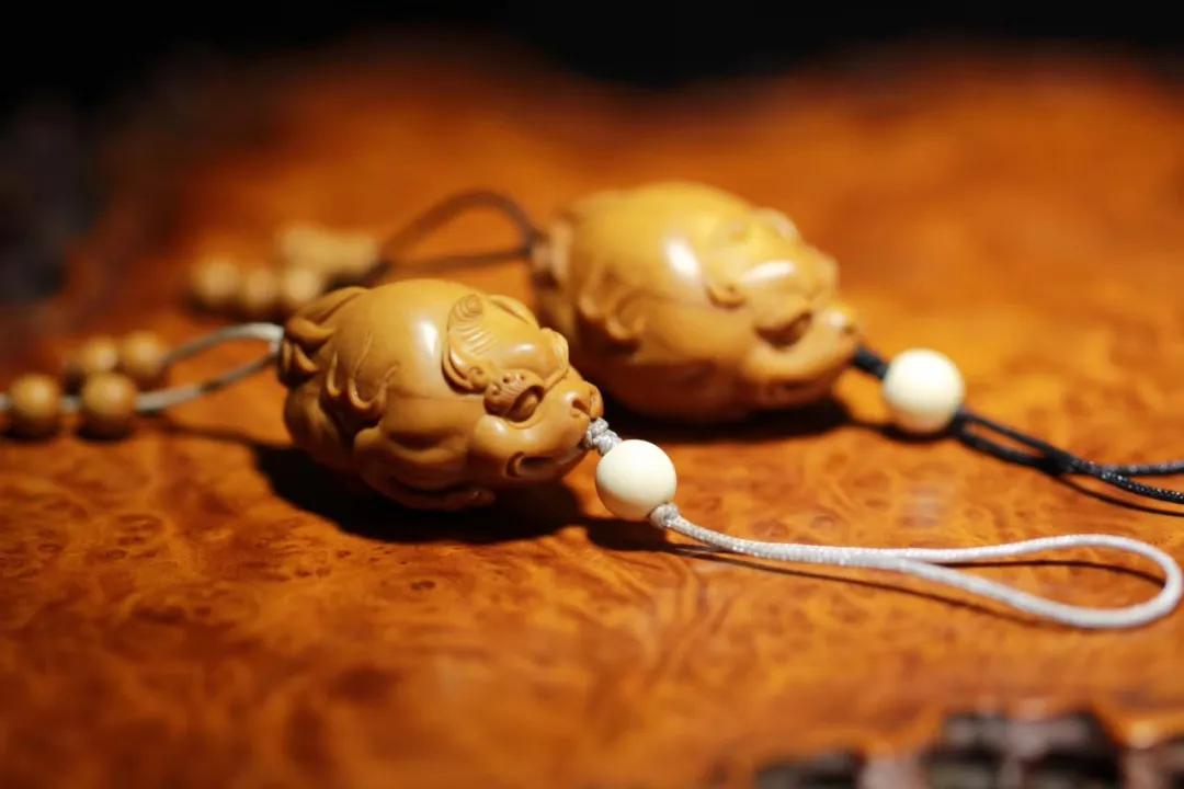 核雕的雕刻题材,刀尖上的艺术核雕工具知多少