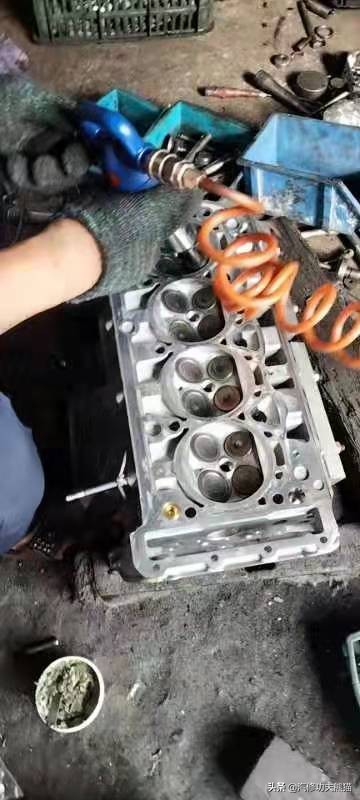 大众夏朗2014款2.0t标配烧机油吗,2016款大众夏朗1.4t发动机烧机油